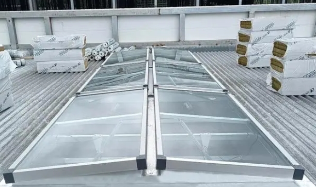 專(zhuān)業(yè)生產(chǎn)車(chē)間，進(jìn)口生產(chǎn)設(shè)備，產(chǎn)品合格率100％